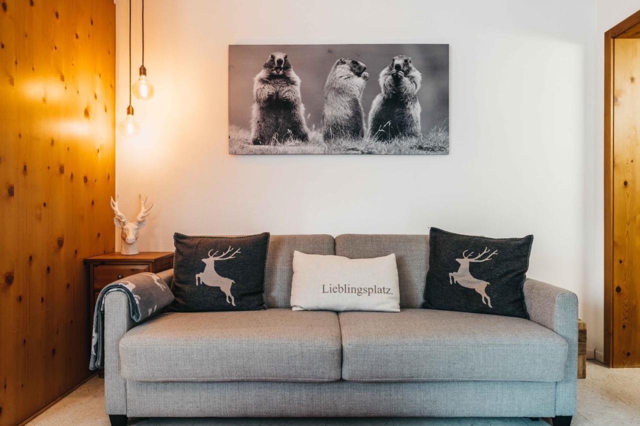 Charming 4 Bed Flat In Flimsアパートメント エクステリア 写真