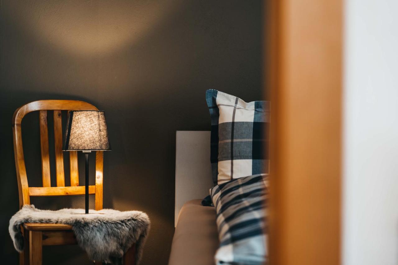 Charming 4 Bed Flat In Flimsアパートメント エクステリア 写真