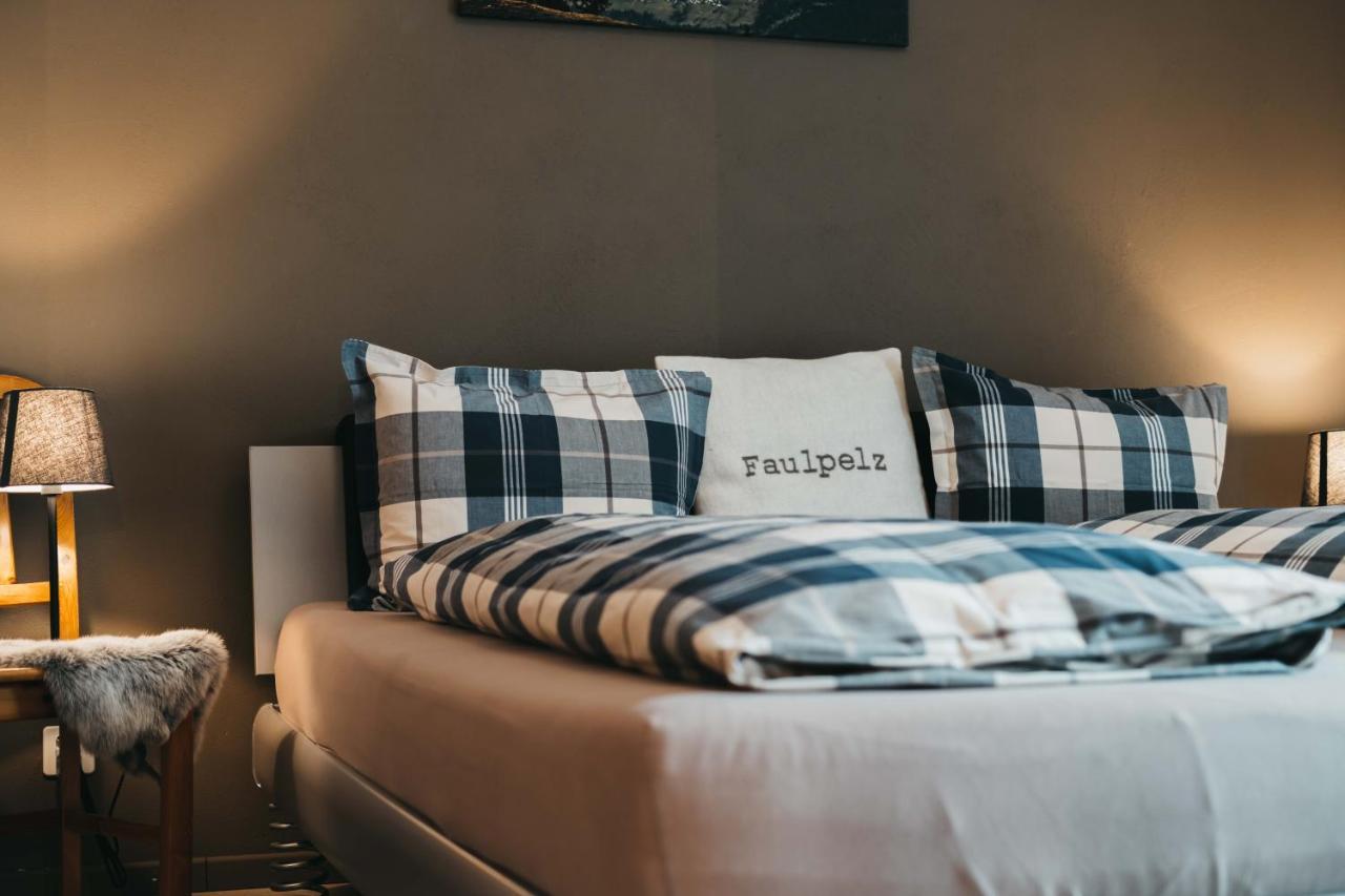 Charming 4 Bed Flat In Flimsアパートメント エクステリア 写真