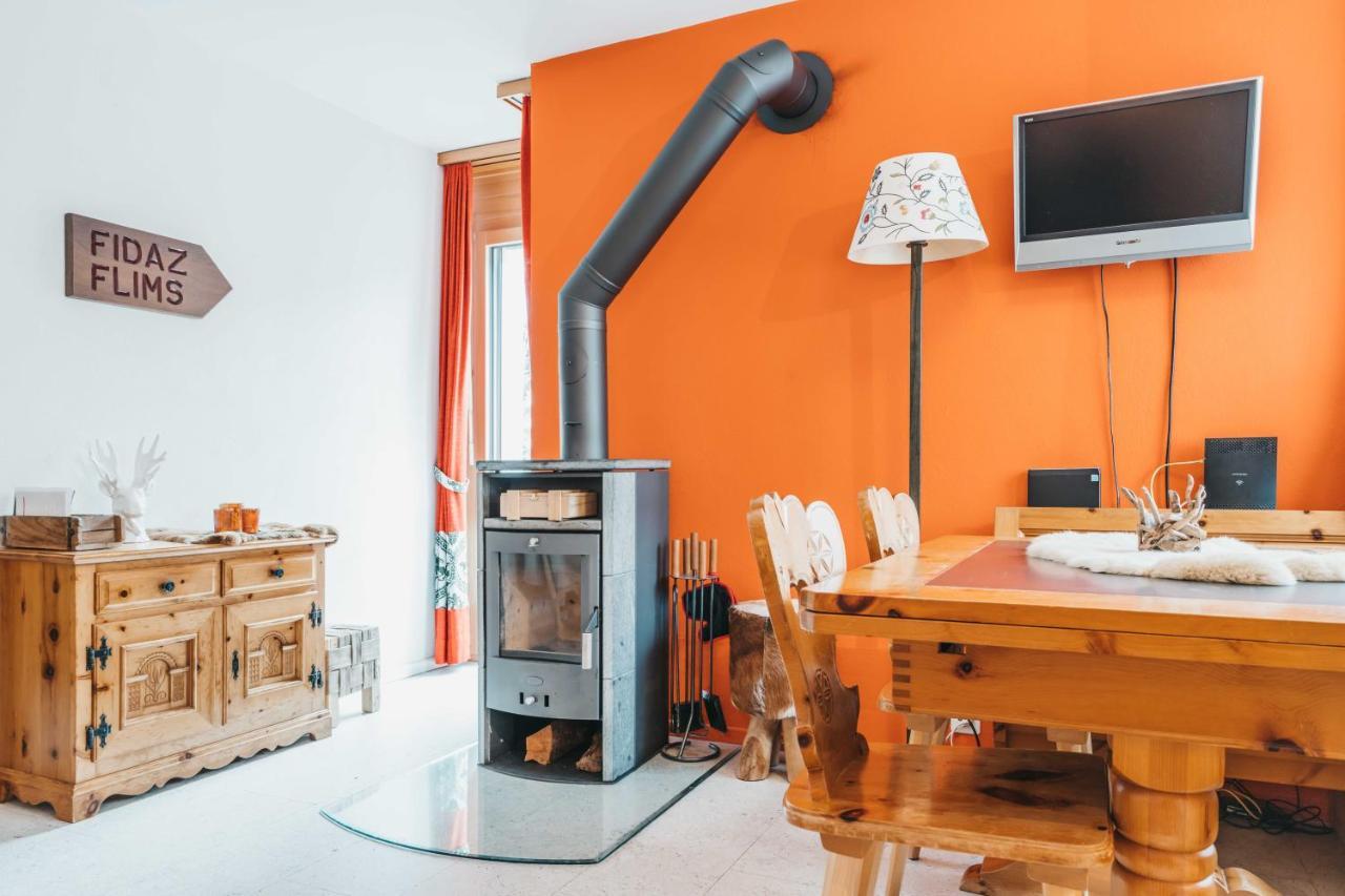 Charming 4 Bed Flat In Flimsアパートメント エクステリア 写真